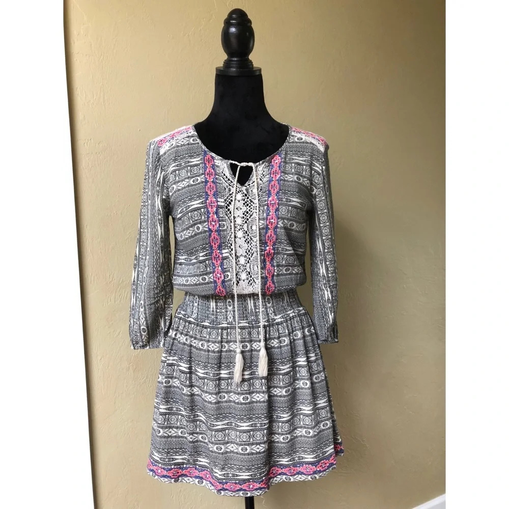 NWOT 2015 Flying Tomato Boho Gypset Mini Dress - lined lace Small